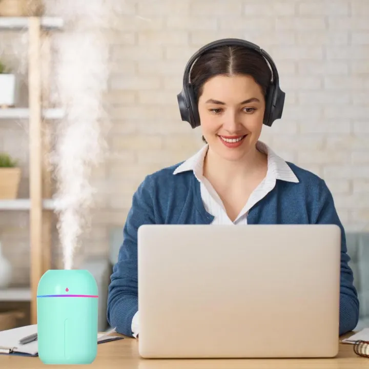 Portable%20USB%20Mini%20Air%20Humidifier%20and%20Mist%20Diffuser%20%E2%80%93%20Ultra-Quiet%20and%20Small%20Size%20-%20Image%204
