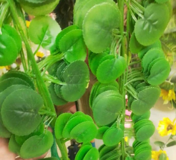 Artificial%20Hanging%20Leaf%20Garland%20Plant%20Creeper%20Leaf%20Wedding%20Garden%20Home%20Bathroom%20Silk%20Green%20Vine%20Decor%207%20feet%20-%201pcs%20-%20Image%203