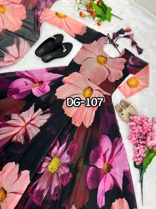 Readymade%20Orgonja%20Screen%20Print%20Gown%20Three%20Piece%20-%20Elevate%20Your%20Style%20with%20this%20Stunning%203-Piece%20Dress%20-%20Image%205