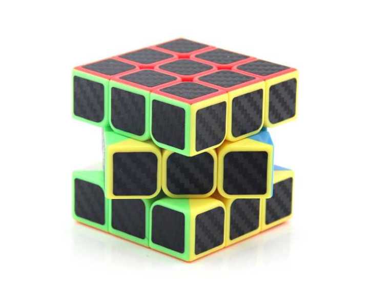 Miss%20&%20Chief%20Stickerless%20High%20Speed%20Rubik%20Cube%20-%20Image%204