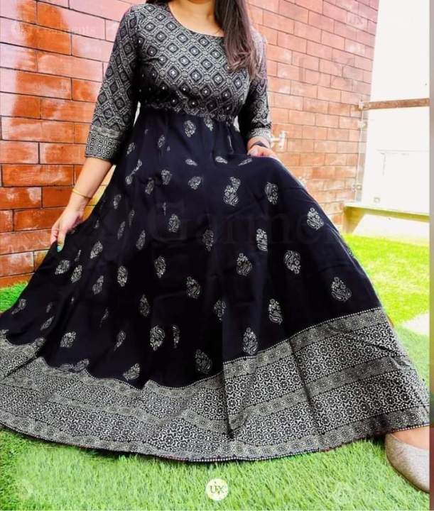 Gown%20Designed%201%20Piece%20Long%20Kurti,%20China%20Linen%20Fabric%20Fashionable%20Stitched%20Long%20Kurti%20For%20Stylish%20Women/Girls%20-%20Image%203