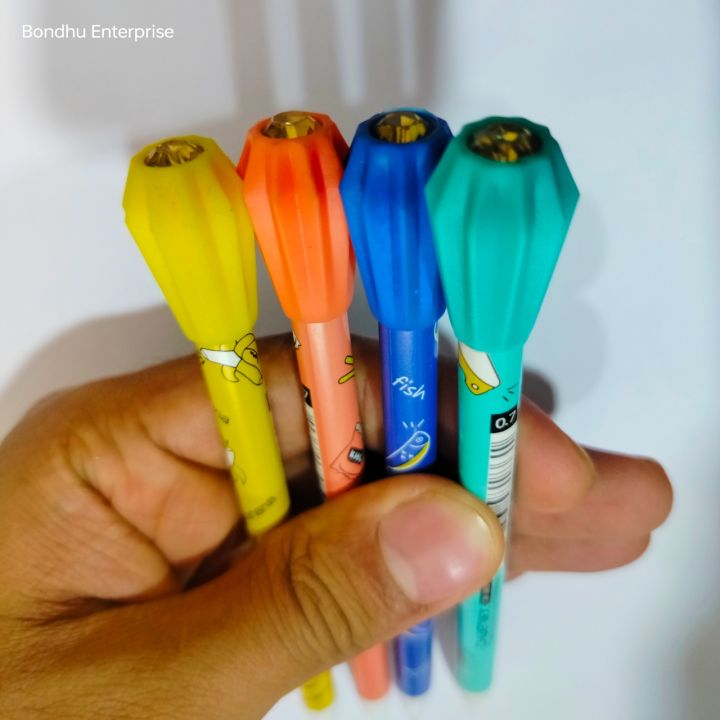 Mechanical%20Pencil%200.5%20with%20attractive%20design%20-%20Image%202