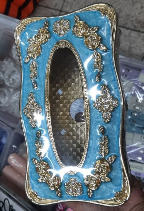 %F0%9F%8C%B9%20%20European%20Style%20Tissue%20Box%20Holder%20%E2%80%93%20Retro%20Acrylic%20/%20Metal%20Napkin%20Holder%20%F0%9F%8E%81%20Home,%20Office,%20Kitchen%20&%20Bathroom%20Decoration%20%7C%20Premium%20Quality%20Facial%20/%20Toilet%20Paper%20Storage%20-%20Image%2010