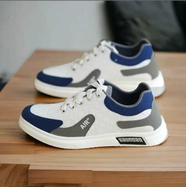 winter hot Chinese collection light sneakers shoes for men with lace up design.
