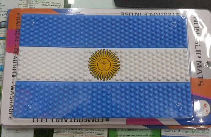 Non-slip%20Mat%20Car%20Dashboard%20Sticky%20Mat%2001%20piece%20(%20Argentina%20Logo)%20-%20Image%203