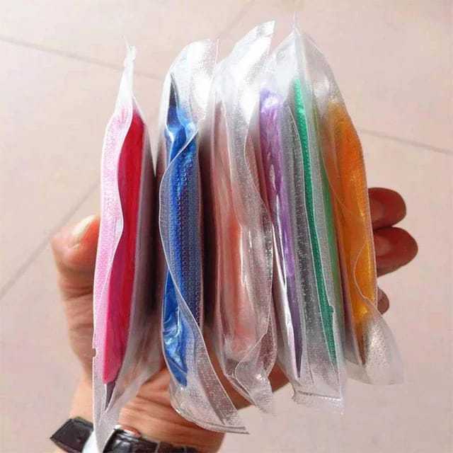 Rain%20Coat%20Rain%20Card%20Unisex%20Plastic%20The%20First%20Credit%20Card%20Sized%20Raincoat%20-%20%20Blue,%20Green,%20Red,%20Yellow%20Colour%20-%20Image%205