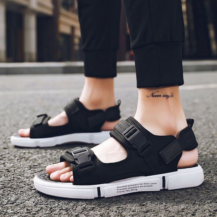 2023Summer%20New%20Vietnam%20Sandals%20Men's%20Beach%20Shoes%20Driving%20Boys%20Trend%20Men's%20Sports%20Men%20Sandals%20Fashion%20-%20Image%203