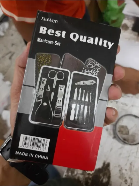 12Pcs%20Tools%20Set%20Nail%20Clippers,%20Nail%20Scissors%20Grooming%20Kits,%20Nail%20Tool-%20Silver%20Colour.%20005%20-%20Image%203