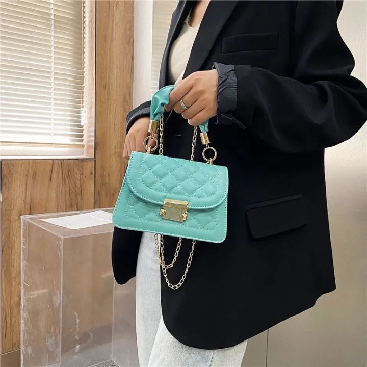 2024%20Summer%20New%20Fashion%20Chain%20Bag%20Bag%20Women's%20Niche%20Crossbody%20Small%20Square%20Bag%20Simple%20Quilted%20Armpit%20Bag%20Shoulder%20Bag%20-%20Image%204