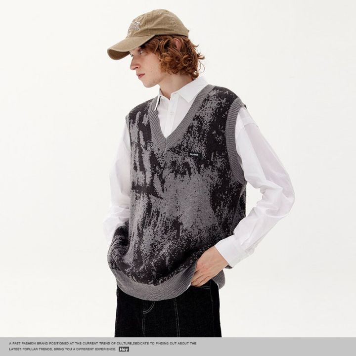 Paired%20Sweater%20Vest%20Korean%20Fashion%20Jacquard%20Knitting%20Vests%20Y2k%20Casual%20V-Neck%20Sleeveless%20Oversized%20Harajuku%20Men%20Clothing%20Winter%20-%20Image%202