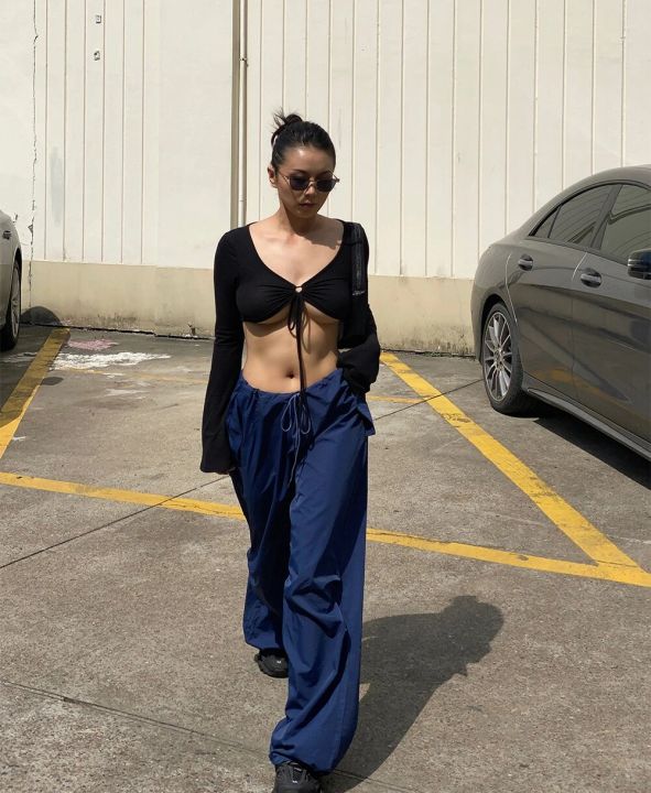 Momoluna%20Women%20Madison%20Baggy%20Low%20Waist%20Parachute%20Cargo%20Pants%20Wide%20Leg%20Sweatpants%20Drawstring%20Hippie%20Joggers%20White%20Trousers%20-%20Image%204