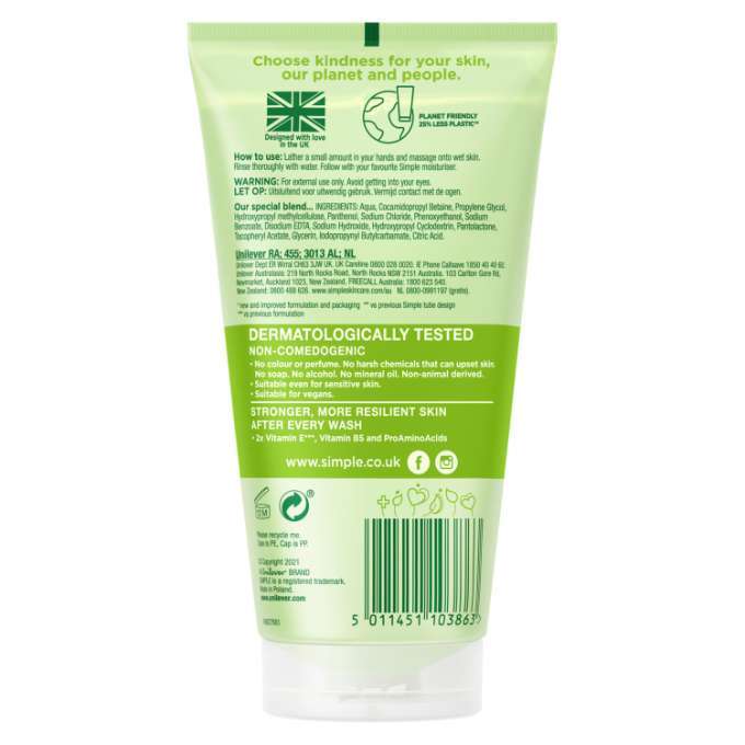 Simple%20Refreshing%20Facial%20Gel%20Wash%20-%20Image%203