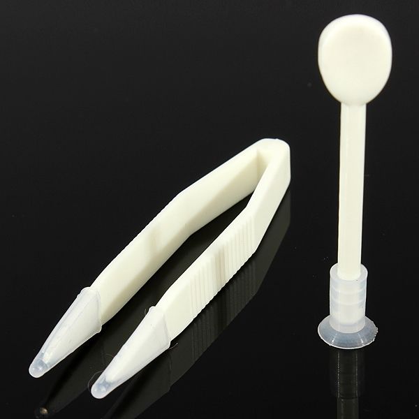 Bella%20or%20Freshlook%20Full%20Set%20contact%20lens%20with%20Tweezers%20&%20Applicator%20Combo3%20-%20Image%204