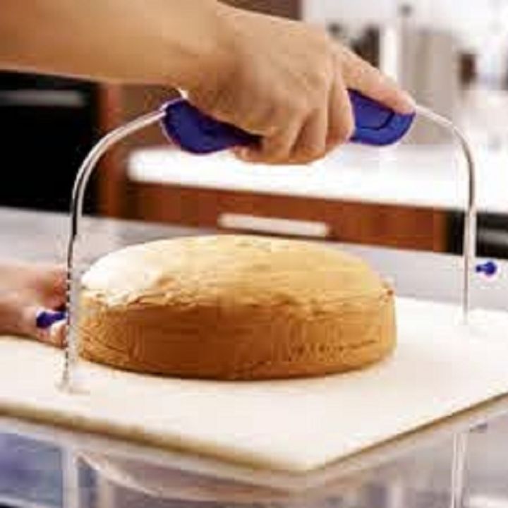 Cake%20Slicer%20-%20Silver%20-%20Image%204