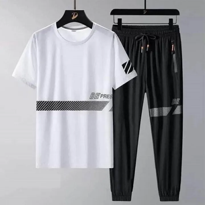 New%20Stylist%20Printed%20Cotton%20Half%20Sleeve%20T-Shirt%20&%20Full%20Pant%20(%20Combo%20Set%20)%20For%20Men%20-%20Image%202
