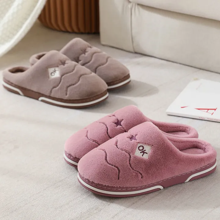 Winter%20cotton%20slippers,%20cute%20wool%20slippers,%20indoor%20home%20couples,%20confinement%20warm%20slippers%20men%20-%20Image%203