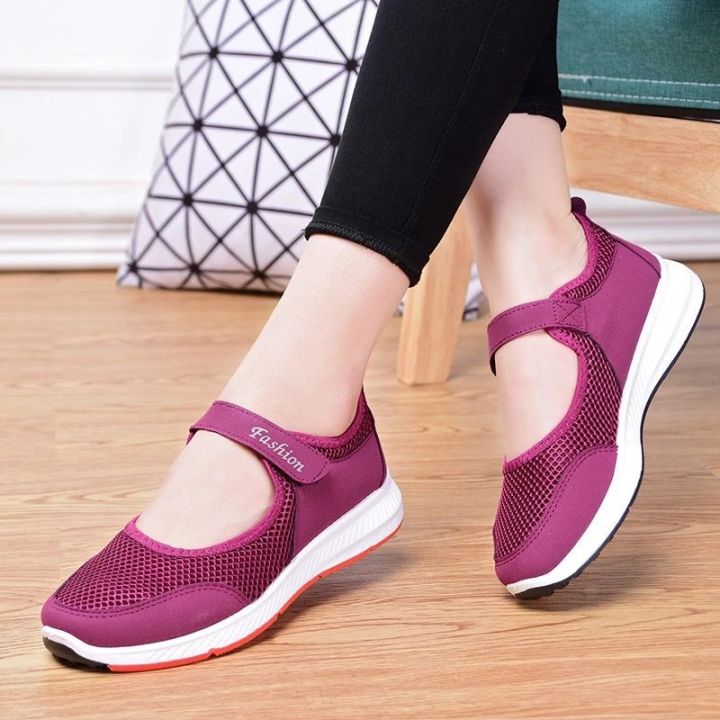 Spring%20and%20Summer%20Old%20Beijing%20Cloth%20Shoes%20Female%20Middle-Aged%20and%20Elderly%20Walking%20Shoes%20Non-Slip%20Breathable%20Mom%20Shoes%20Flat%20Sandals%20Breathable%20Mesh%20Shoes%20-%20Image%208