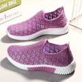 Summer Old Beijing Cloth Women's with Hollow Breathable Casual Soft Sole Mesh Flat Bottom, One Step, Mom's Shoes. 