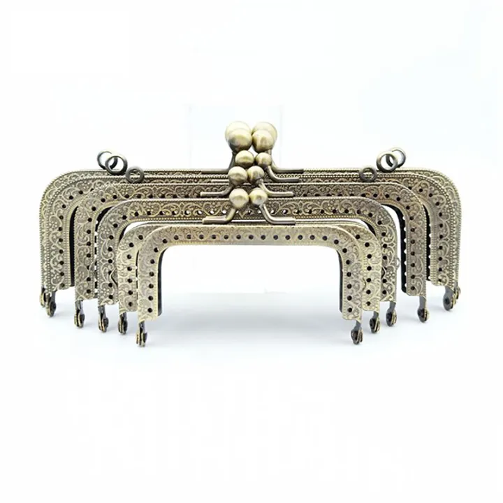 Square%20Glossy%20Silver%20Basic%20Metal%20Purse%20Frame%20Kiss%20Clasp%20Lock%20DIY%20Bag%20Accessories%20Podazz%20-%20Image%209