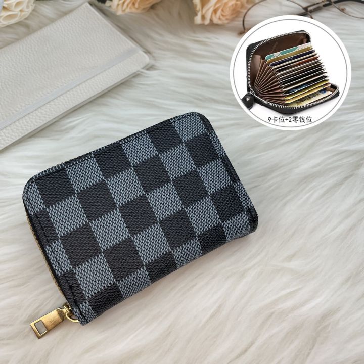 Credit%20or%20Debit%20&%20Visiting%20Card%20Holder%20With%20Wallet%20For%20Men/Women%20-%20Image%204