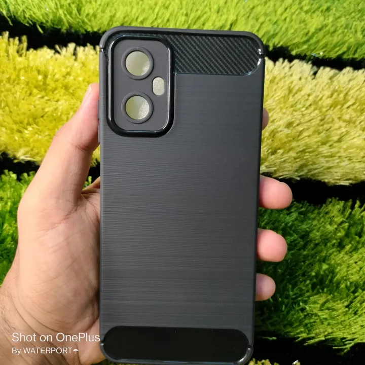 Walton%20Primo%20Y21%20Back%20Cover%20Soft%20Silicone%20With%20Carbon%20Fiber%20Design%20Luxury%20Premium%20Back%20Case%20Y21%20Walton%20Primo%20OrbitY21%20-%20Image%202