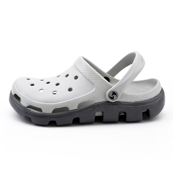 2022%20Men%20Sandals%20Women%20Casual%20Summer%20High%20Quality%20Rubber%20Hole%20Shoes%20Clogs%20Lovers%20Home%20Garden%20Outdoor%20Beach%20Flat%20Slippers%20-%20Image%207