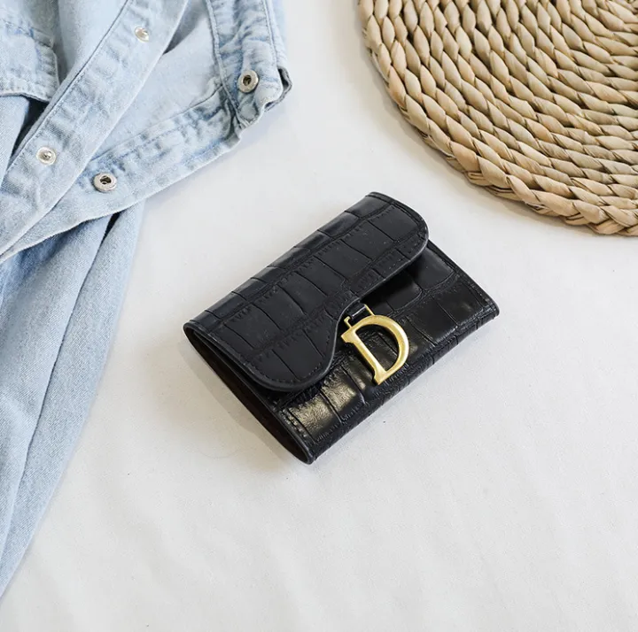 Leather%20Wallet,%20Best%20Quality%20Leather,%20Premium%20Looking%202025%20For%20Girls%20-%20Image%204