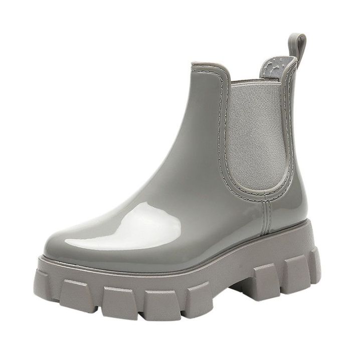 Rain%20Boots%20Female%20Online%20Influencer%20Thick-Soled%20Rain%20Boots%20Thickening%20and%20Wear-Resistant%20Waterproof%20Rubber%20Shoes%20Dr.%20Martens%20Boots%20Women%20Fashion%20British%20Style%20Short%20Non-Slip%20-%20Image%208