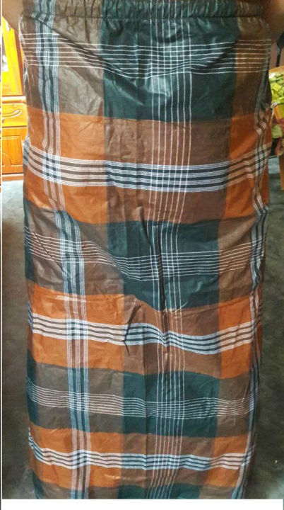 Exclusive%20Design%20100%25%20Cotton%20Summer%20Lungi%20for%20Men%20-%20SR%20Basundhora%20Lungi%20-%20Stitched%20-%205%20Hand%20Lungi"%20-%20Image%206
