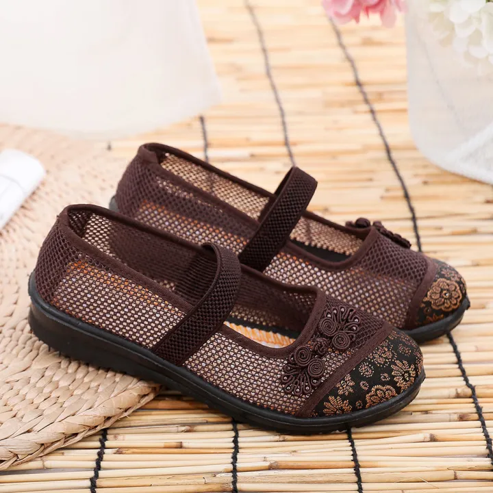 Women's%20Knitted%20Shoes%20with%20PVC%20Outsole,%20Comfortable%20and%20Durable%20-%20Image%204