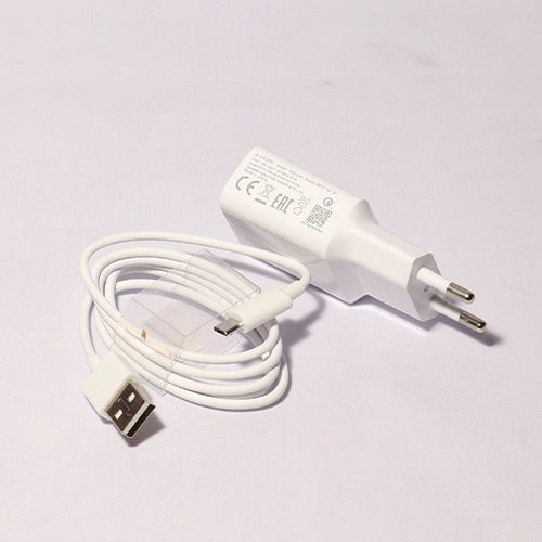 Type%20C%20Qualcomm%20Quick%20Fast%20Charger%203.0%20With%20Power%20Adapter%20-White%20-%20Image%203