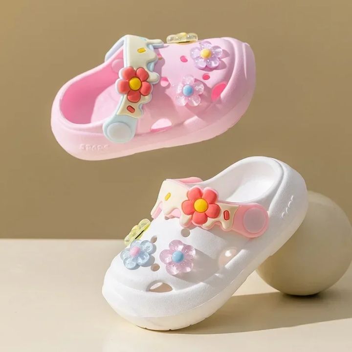 Summer%20Childrens%20Slippers%20Baby%20New%20Cute%20Flowers%20Soft%20Sole%20Sandals%20Indoor%20Soft%20Anti%20Slip%20Girl%20Sandals%20Hole%20Shoes%20Kids%20Beach%20Shoes%20-%20Image%203