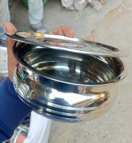 Stainless%20Steel%20Hari/Induction%20Friendly%20Hari%20Set%20with%20Lid%20/Cooking%20Mini%20Hari%20-1000%20ml%20(Steel,%20Pack%20of%203)%20-%20Image%204