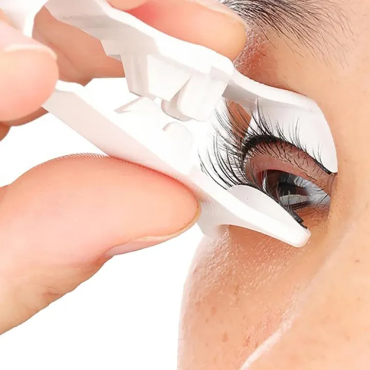 Plastic%20+%20Magnet%20Magnetic%20false%20eyelash%20curler%20Non-slip%205.25*3.69CM%20Magnet%20Lashes%20Curler%20Eyelashes%20%20Lashes%20Clip%20Clamp%20Makeup%20Tools%20for%20Eyelash%20application%20Professional%20makeup%20Makeup%20enthusiasts%20-%20Image%202