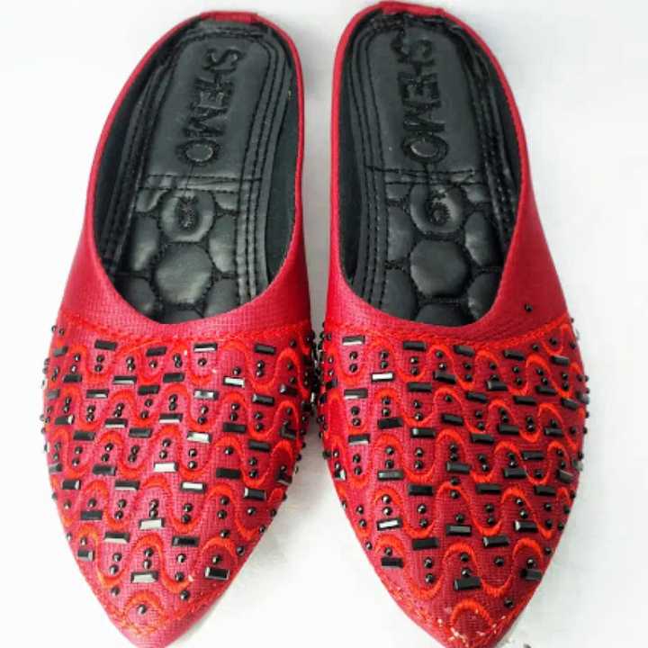 Pakistani%20Nagra%20Jutti%20for%20Women%20and%20Men%20-%20Traditional%20Flat%20Shoes%20-%20Image%202