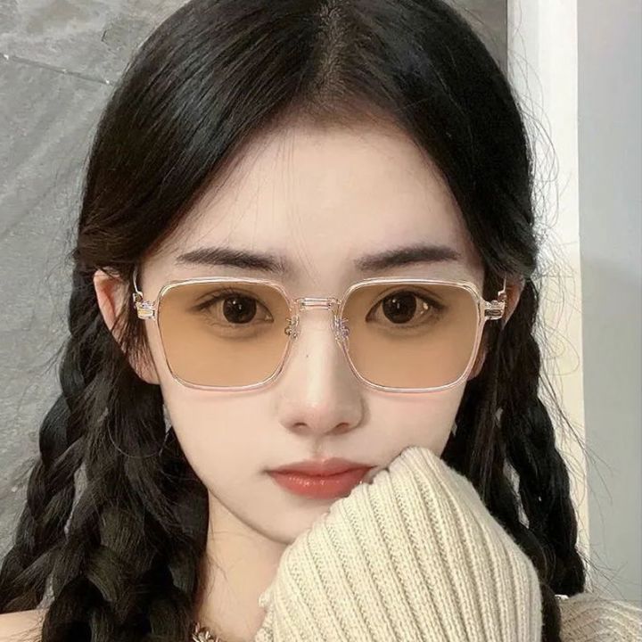 Fashion%20Large%20Frame%20Photochromic%20Glasses%20Men%20Women%20Unisex%20Color-changing%20Anti-blue%20Light%20Eyeglasses%20Flat%20Mirror%20Computer%20Goggles%20-%20Image%204