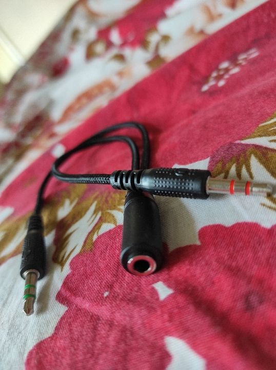 3.5mm%20AUX%20Audio%20Mic%20Splitter%20Cable%20Earphone%20Headphone%20Adapter%20%20PC%20Headphone%20Converter%20%20headphone%20converter%20for%20pc%20-%20Image%209