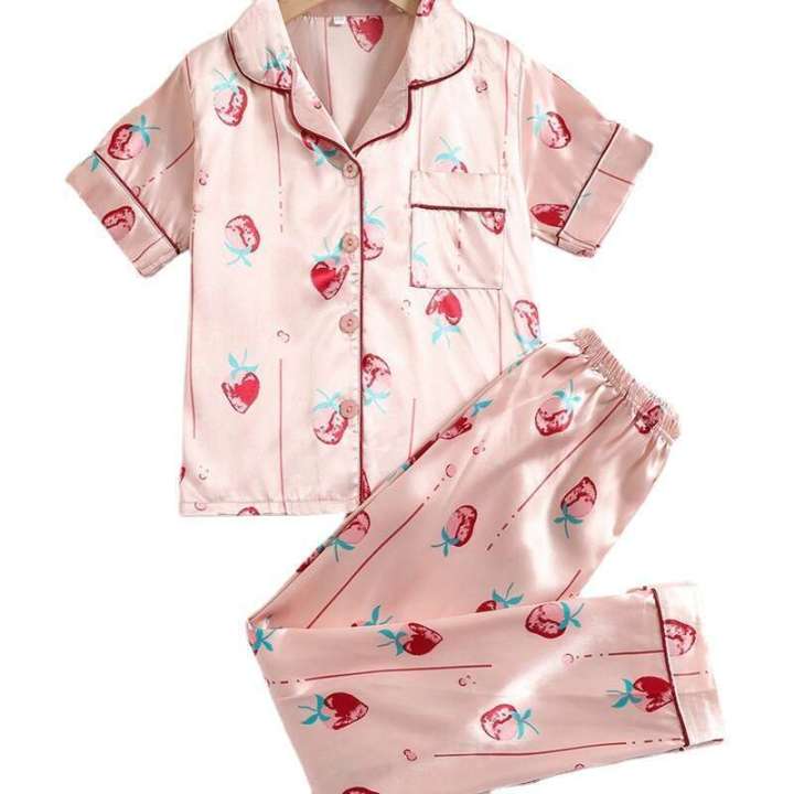 Girls'%20summer%20sleepwear%20thin%20design%20children's%20baby%20strawberry%20color%20Ding%20ice%20silk%20cool%20and%20cute%20home%20clothes%20two%20piece%20set%20-%20Image%205