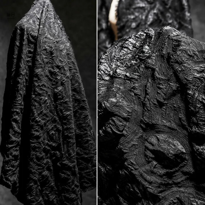 Black%20Stroke%20Circle%20Embossed%20Jacquard%20Fabric/Three-Dimensional%20Texture%20Reconstruction%20Creative%20Clothes%20Outerwear%20Designer%20Fabric%20-%20Image%204