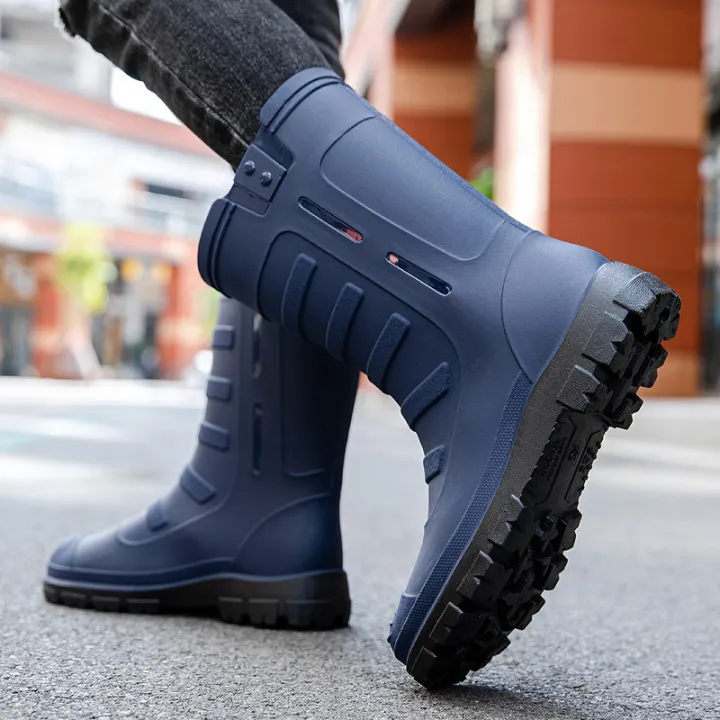 Fashion%20trend%20four%20seasons%20waterproof%20shoes%20men's%20wear%20high%20rain%20boots%20with%20fleece%20warm%20non-slip%20fishing%20rain%20boots%20professional%20shoes%20-%20Image%203