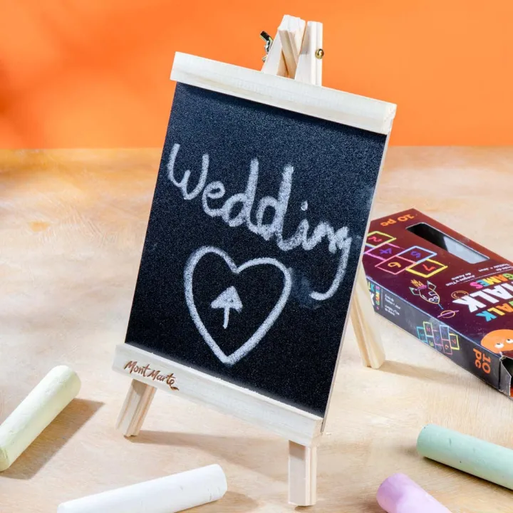 Mont%20Marte%20Chalkboard%20Easel-Medium%20-%20Image%204