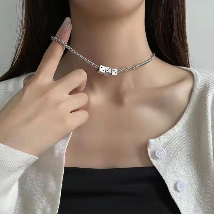 [ New ] Dice Hip Hop Necklace Male Personality Female Fashion Brand in Necklace Cold Style Street Clavicle Chain Design Simple Jewelry