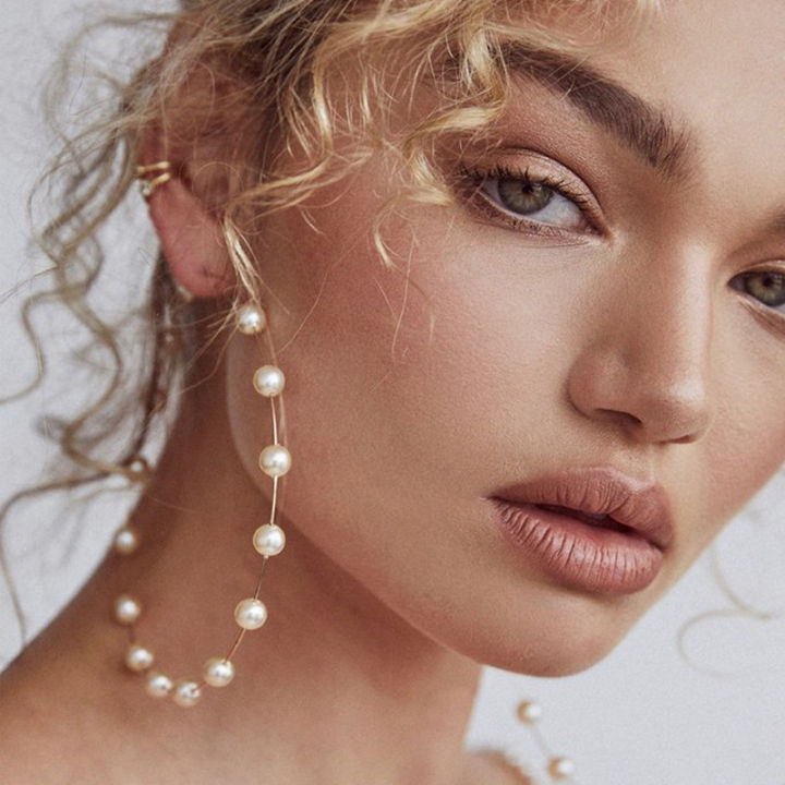 Beautiful%20earring%20circle%20pearl%20style%20earring%20for%20women%20-%20Image%205