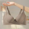 Queen Tiala Thin Section Traceless Underwear Women's Small Chest Gathered Chest Upper Support Breathable Underwired Breast Holding Bra.
