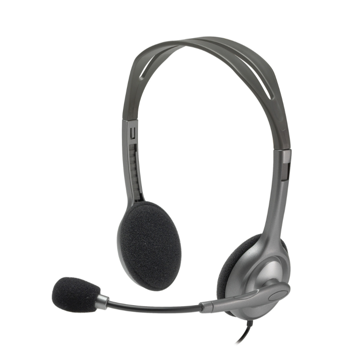 Logitech%20H110%20Wired%20Headset,%20Stereo%20Headphones%20with%20Noise-Cancelling%20Microphone,%203.5-mm%20Dual%20Audio%20Jack,%20PC/Mac/Laptop%20-%20Black%20-%20Earphone%20-%20Image%204