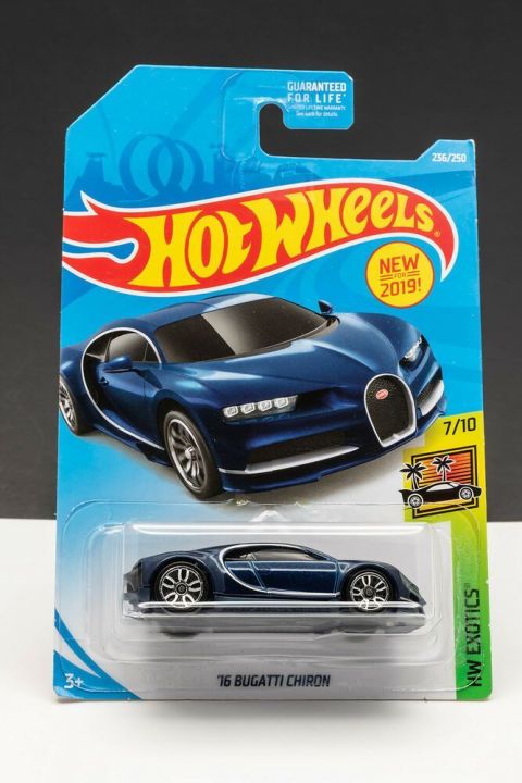 Hot Wheels (Mainline) 16 Bugatti Chiron Navy-Blue, Scale - 1:64