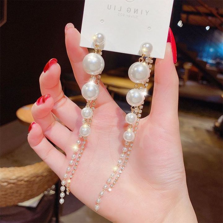 Big%20Pearl%20Dangle%20Earrings%20For%20Women%20-%20Image%203