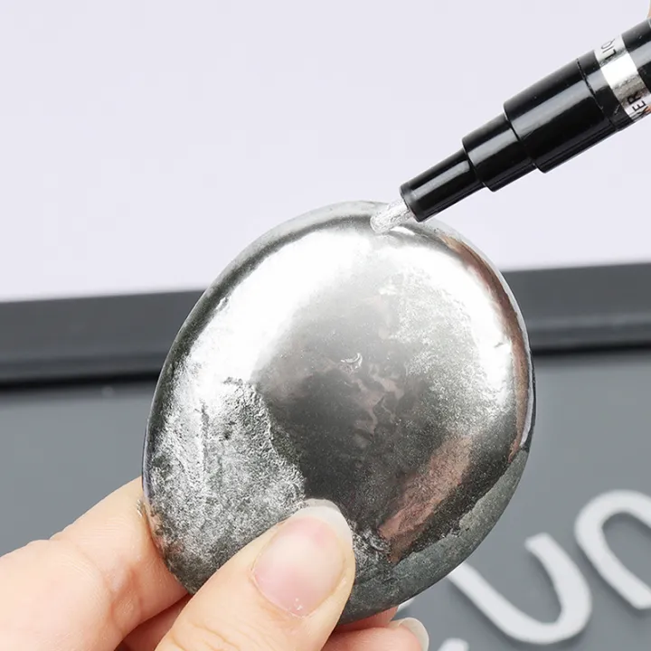 Chrome%20Mirror%20Reflective%20Marker%20Silver%20Marker%20Liquid%20Pen%20for%20Cards,%20Posters,%20Rock%20Mugs,%20Ceramic,%20Glass,%20Metallic%20Craftwork%20Paint%20Pen%20-%20Image%203