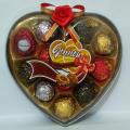 Ginnou chocolate gift box (বক্সের ভিতরে ১২ পিছ গোল চকলেট থাকবে). 