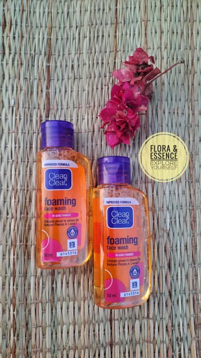 Clean%20&%20Clear%C2%AE%20Foaming%20Face%20Wash%2050ml%20(Original%20Indian)%20-%20Image%203